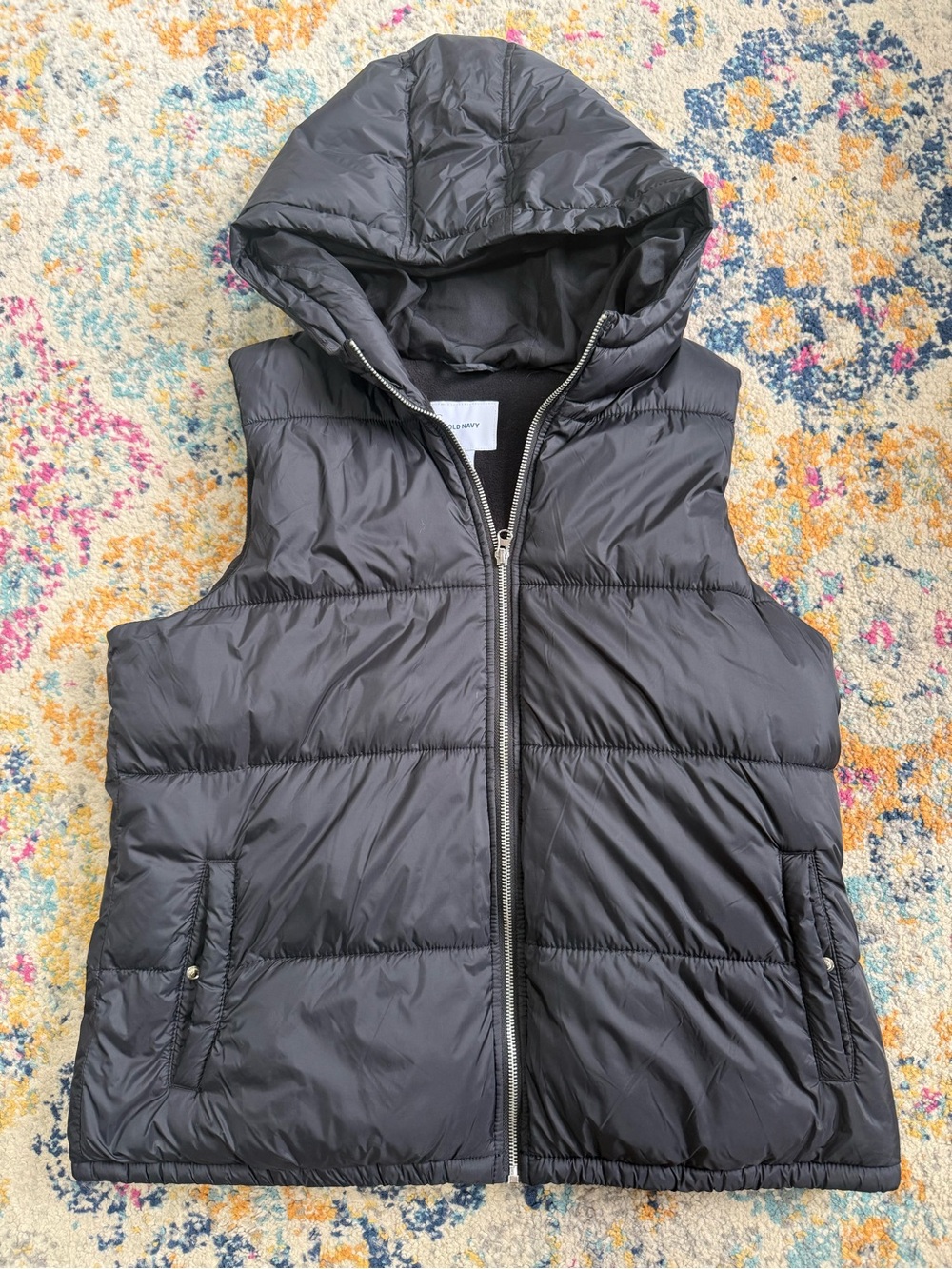 Old Navy Black Puffer Vest w/ hood